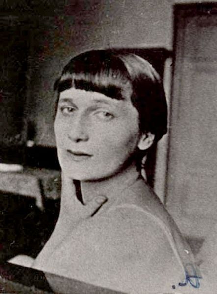 Ana Ahmatova (slika iz 1925. godine)